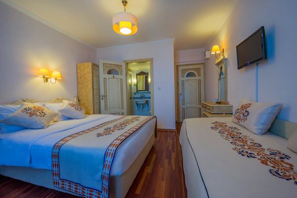 Assos Nazlıhan Hotel