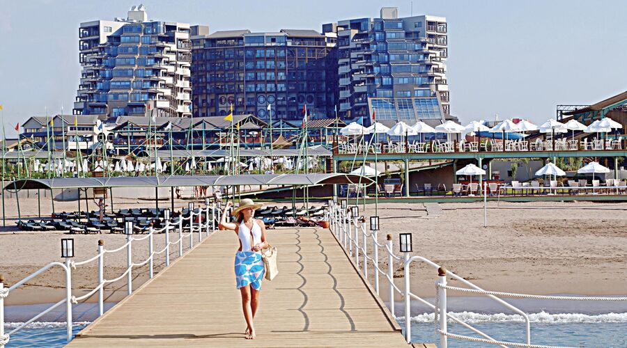 Limak Lara Deluxe Hotel & Resort