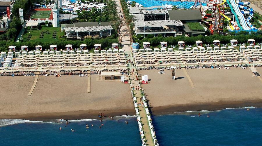 Delphin Imperial Lara